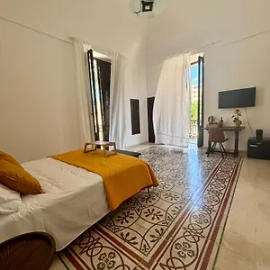 bnb-palazzo-conserva.lecce-hotels.com/